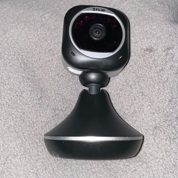 FLIR Security Camera - Picture 3 of 6
